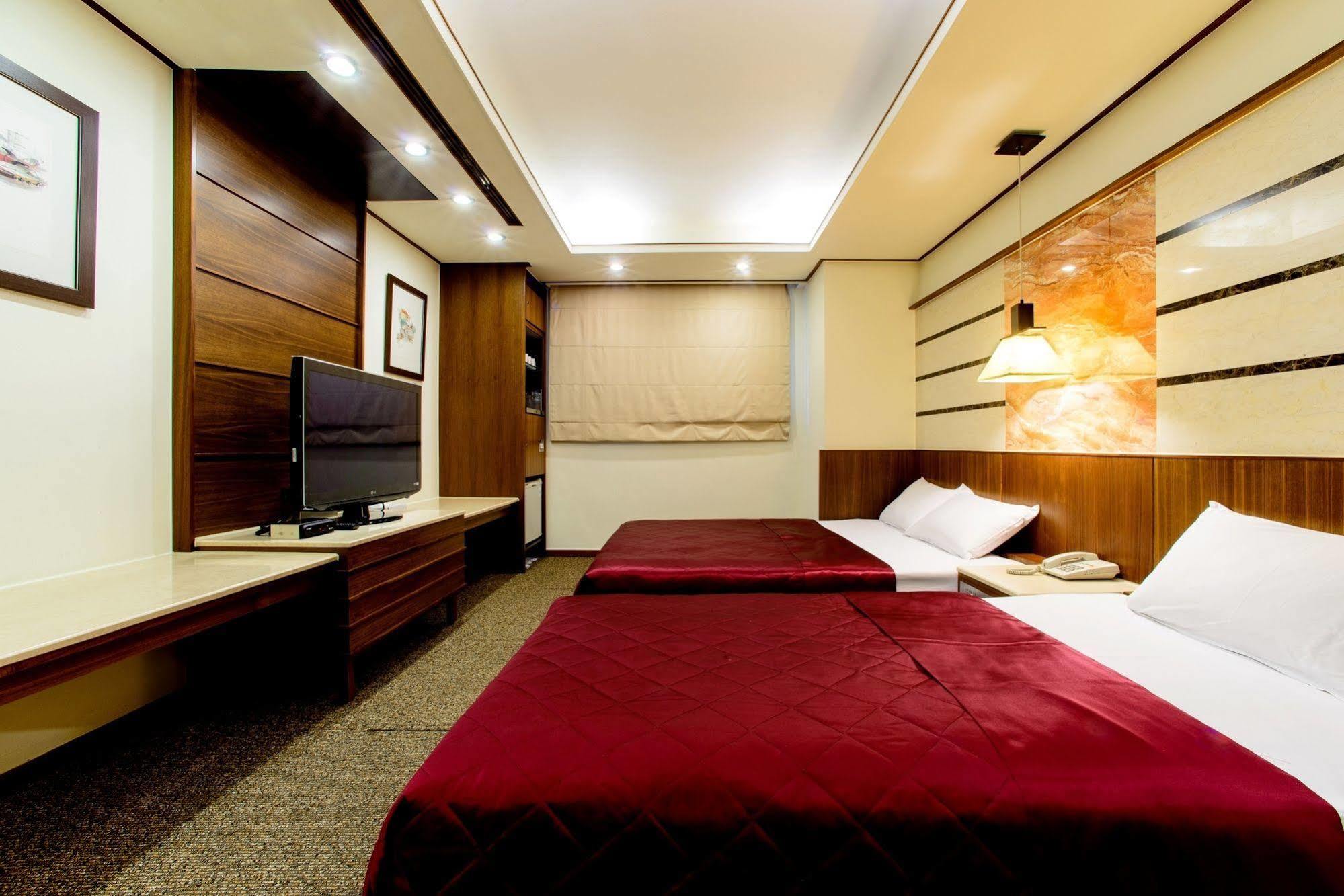Kao Yuan Hotel - Zhong Shan Taichung Eksteriør billede